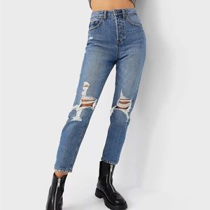 Stradivarius mom fit vintage ripped jean